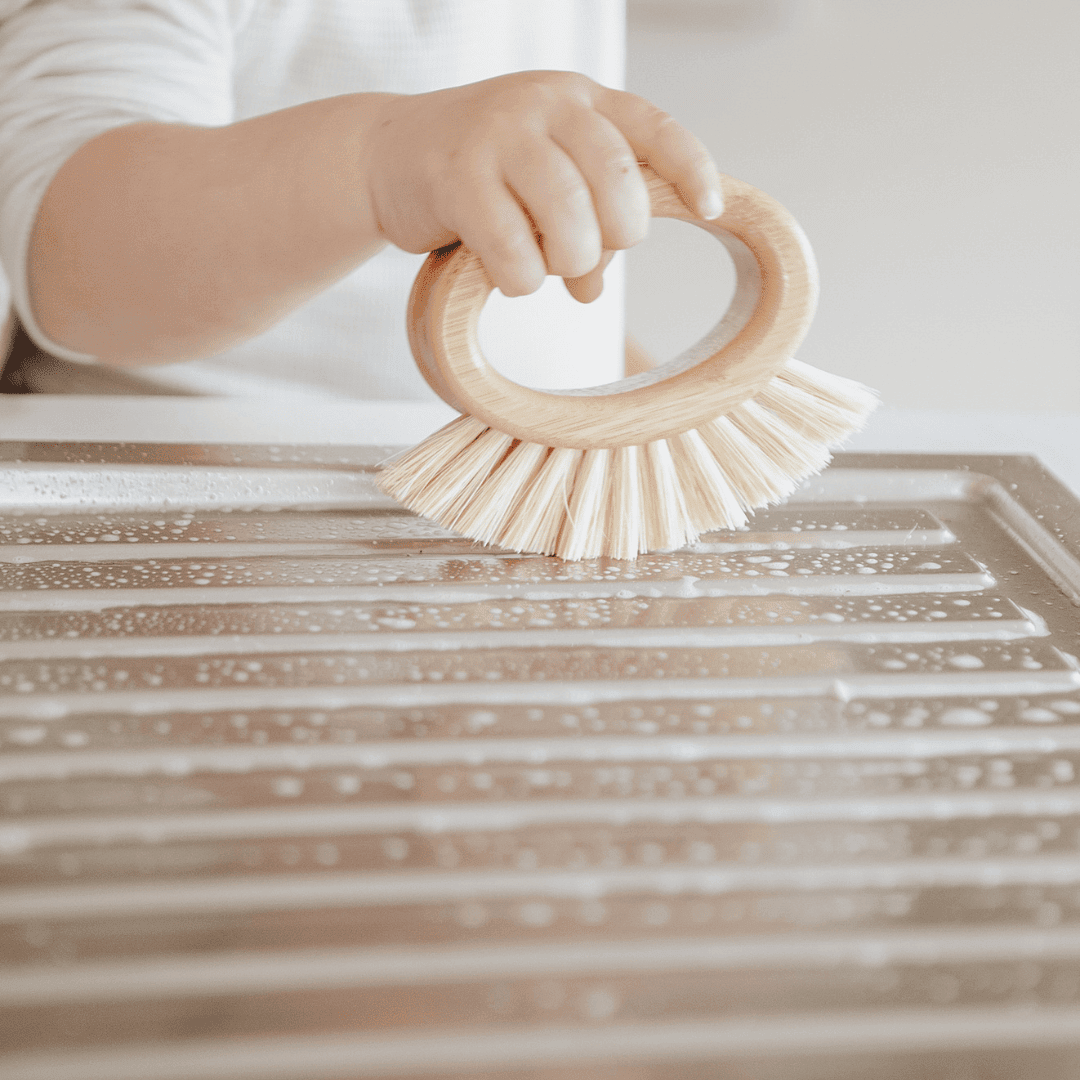Us + the Earth | Natural Fibre Multipurpose Brush