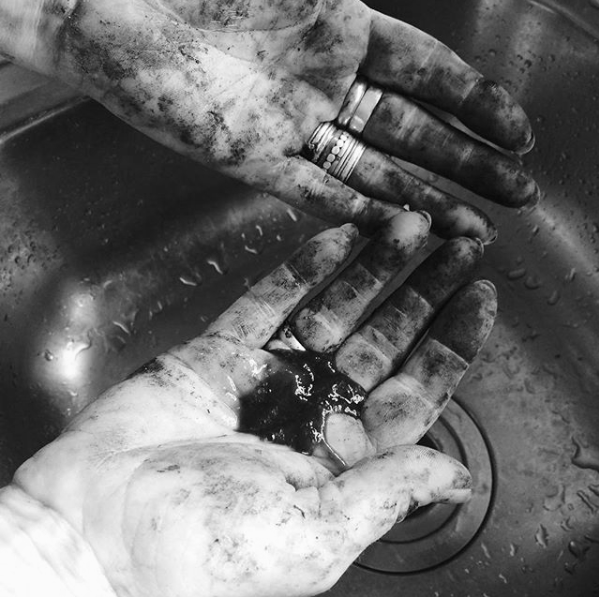 Activated Charcoal & Pumice Herbal Gardener's Soap 500ml