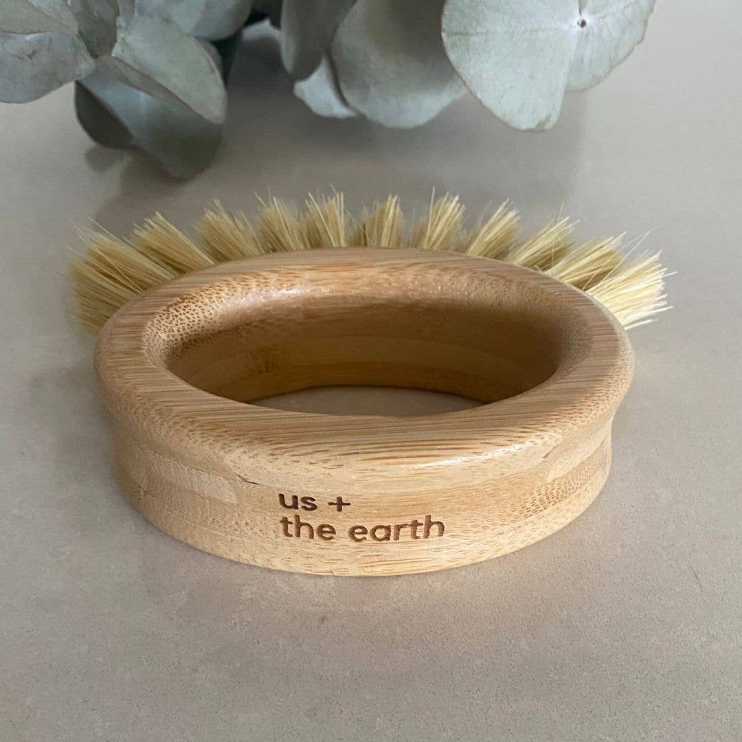 Us + the Earth | Natural Fibre Multipurpose Brush
