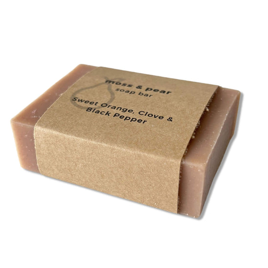 Load image into Gallery viewer, shampoo and soap bar moss &amp;amp; pear - sweet orange, clove &amp;amp; black pepper
