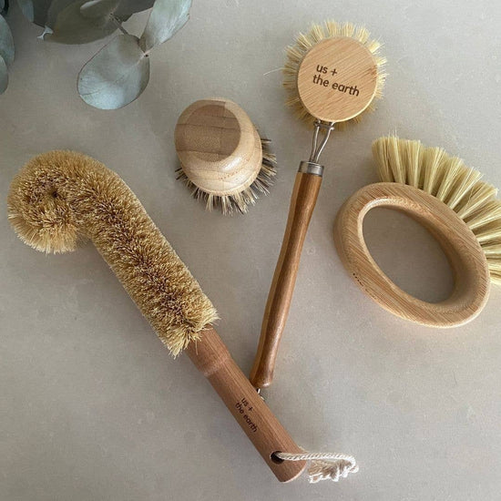 Us + The Earth | Eco Cleaning - Bamboo Scrubbing Brushes set of 4